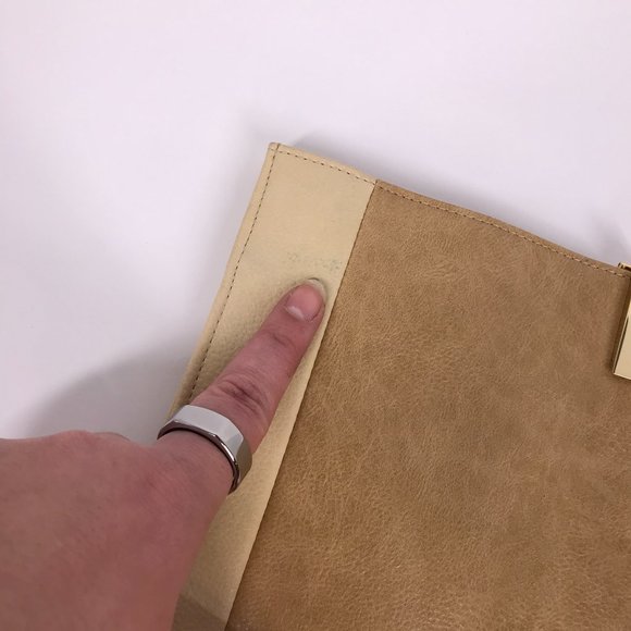 Vintage The Limited Beige and Cream Monochrome Neutral Gold Hardware Clutch - Picture 11 of 11